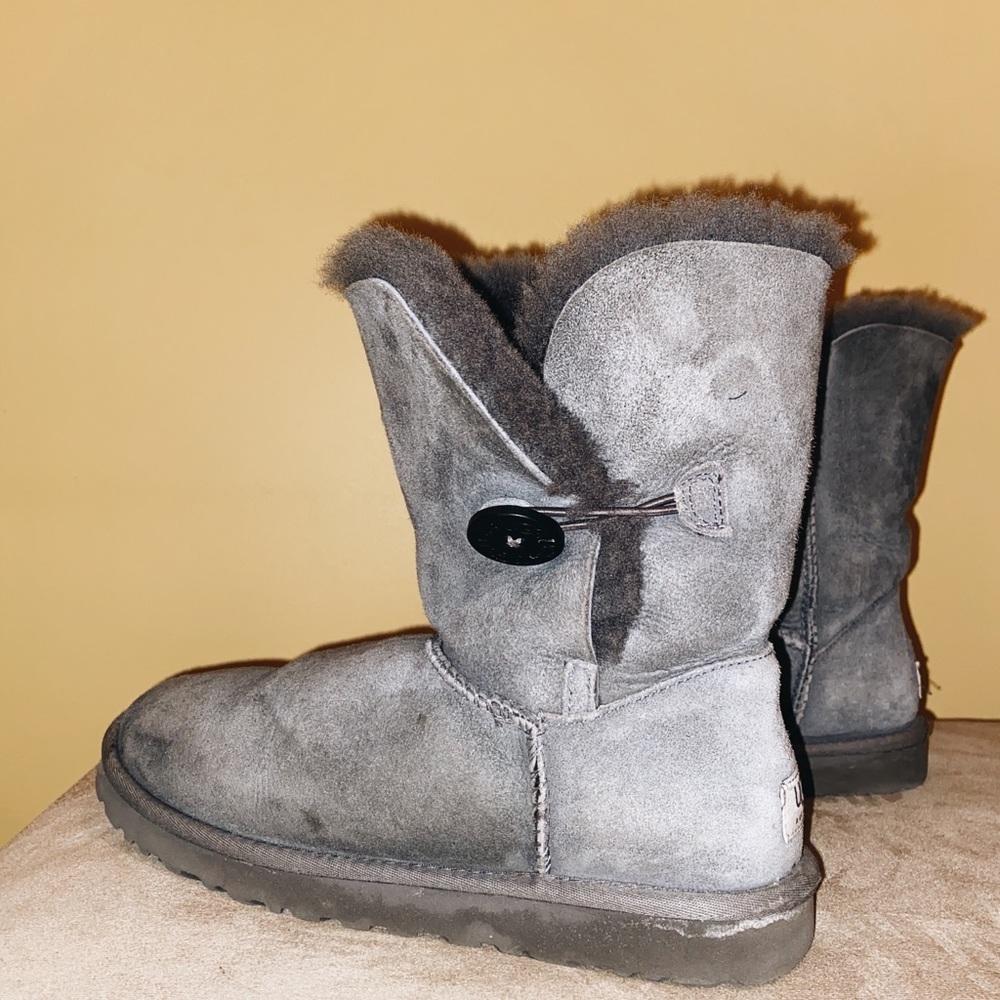 Gray UGG Australia Boots w/ Button
